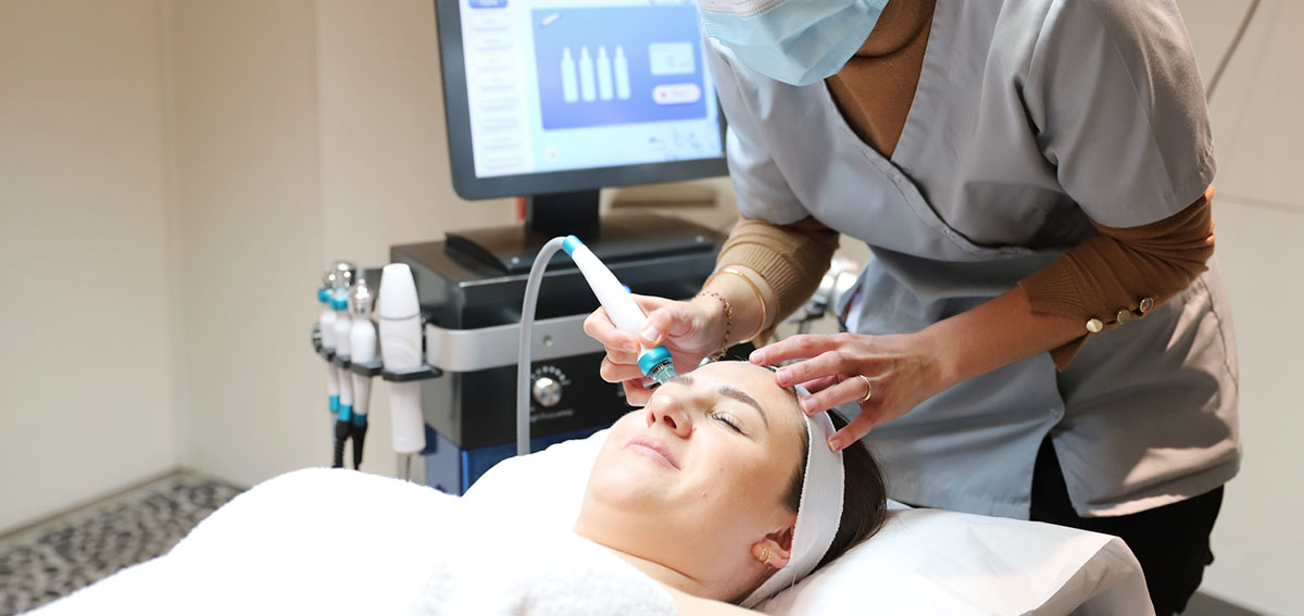 Séance Hydrafacial au cabinet Lille Côté Sud